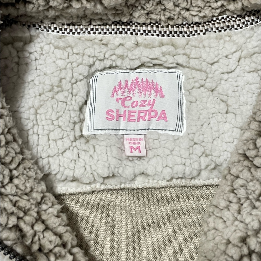 Women’s Sz M - Cozy Sherpa - Picture 2 of 2